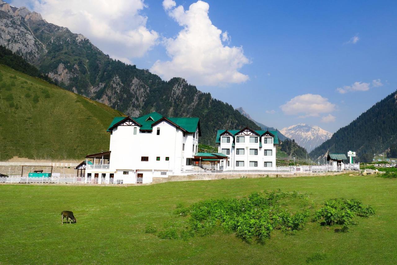 Lemon Tree Hotel, Sonāmarg Kültér fotó