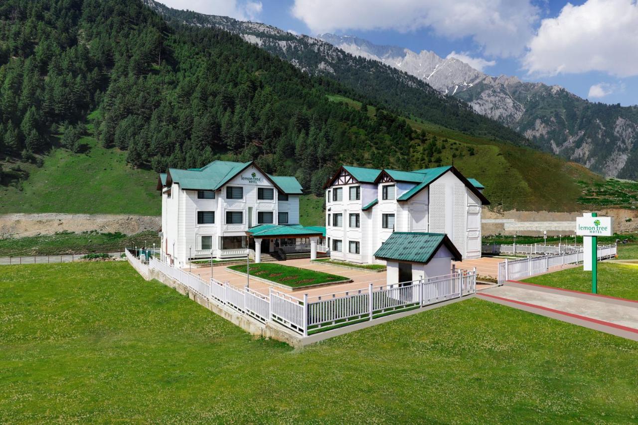 Lemon Tree Hotel, Sonāmarg Kültér fotó