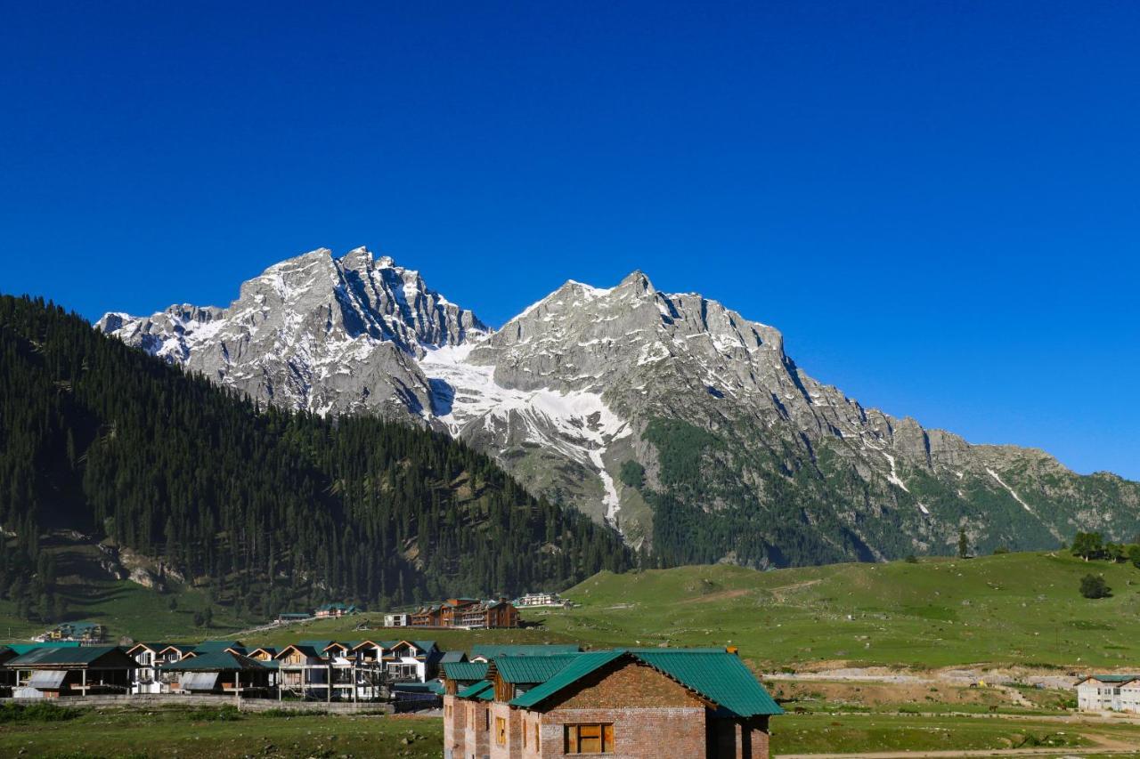 Lemon Tree Hotel, Sonāmarg Kültér fotó